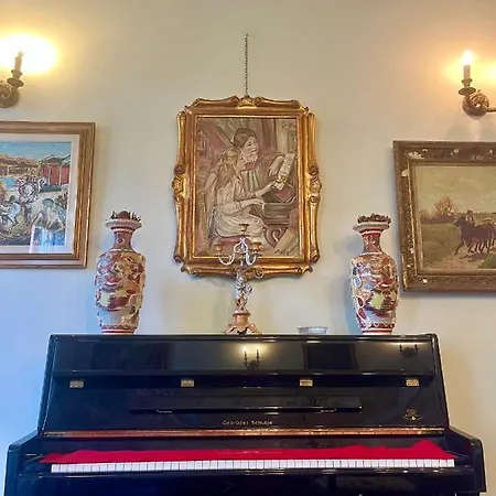 Bed & Breakfast 'degli Artisti' *